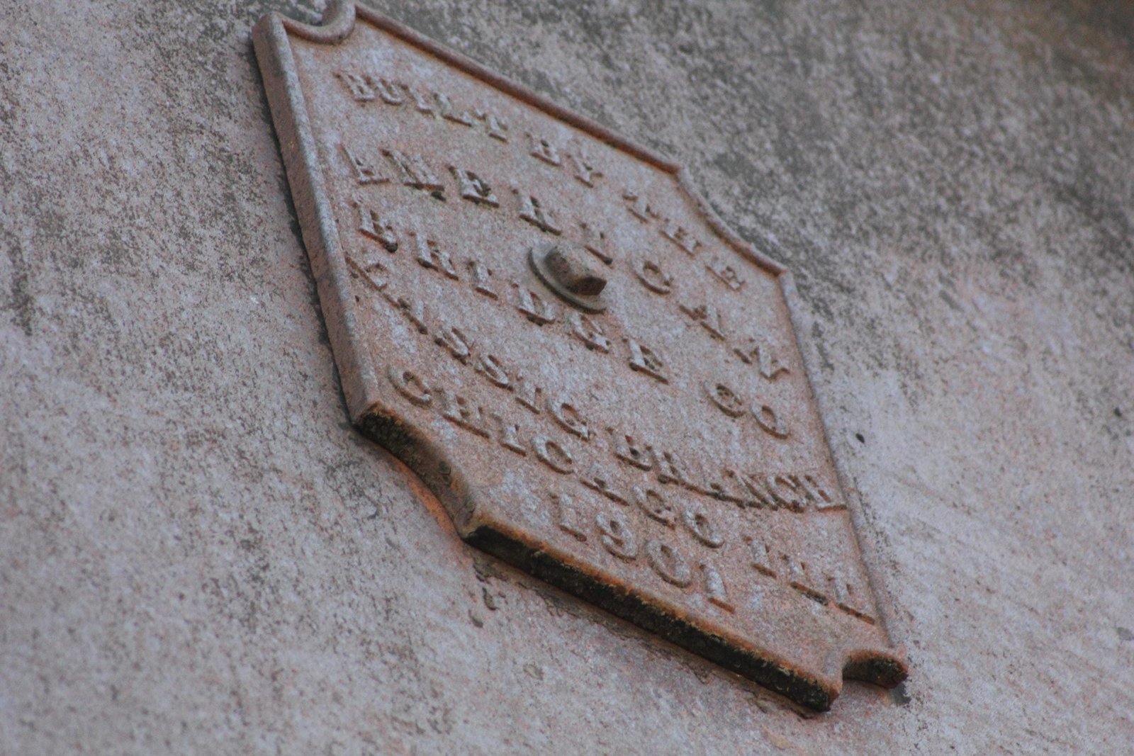 Plaque
